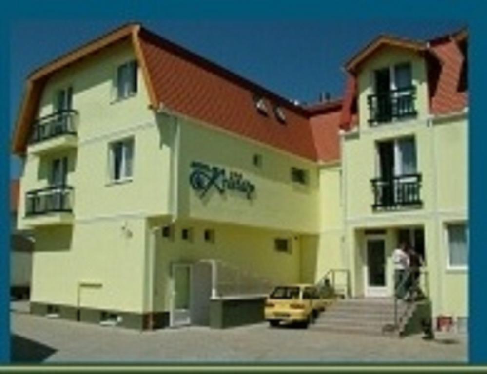 Hajdúszoboszló Hotel Kristaly المظهر الخارجي الصورة