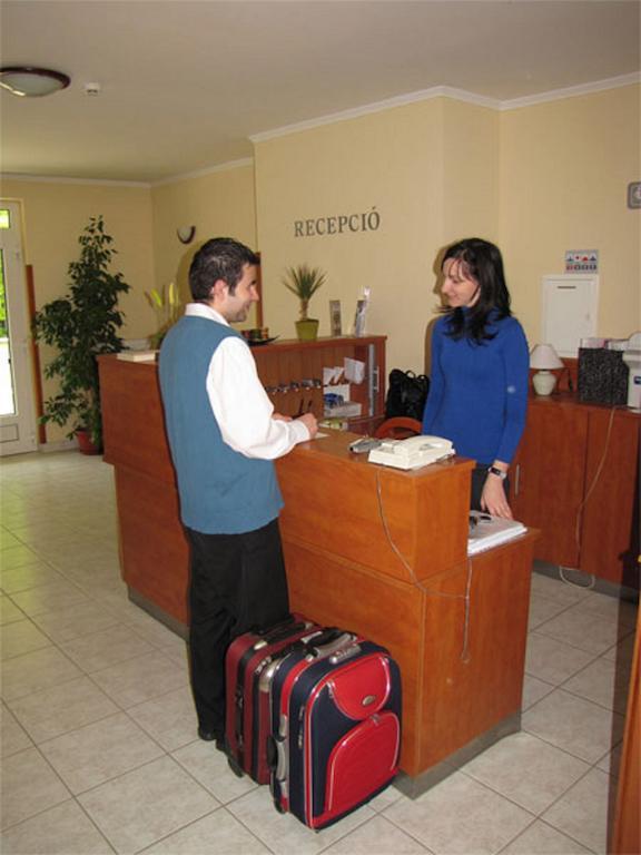 Hajdúszoboszló Hotel Kristaly المظهر الخارجي الصورة
